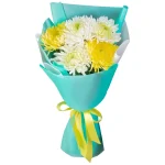 Букет из 5 желтых и белых одноголовых хризантем